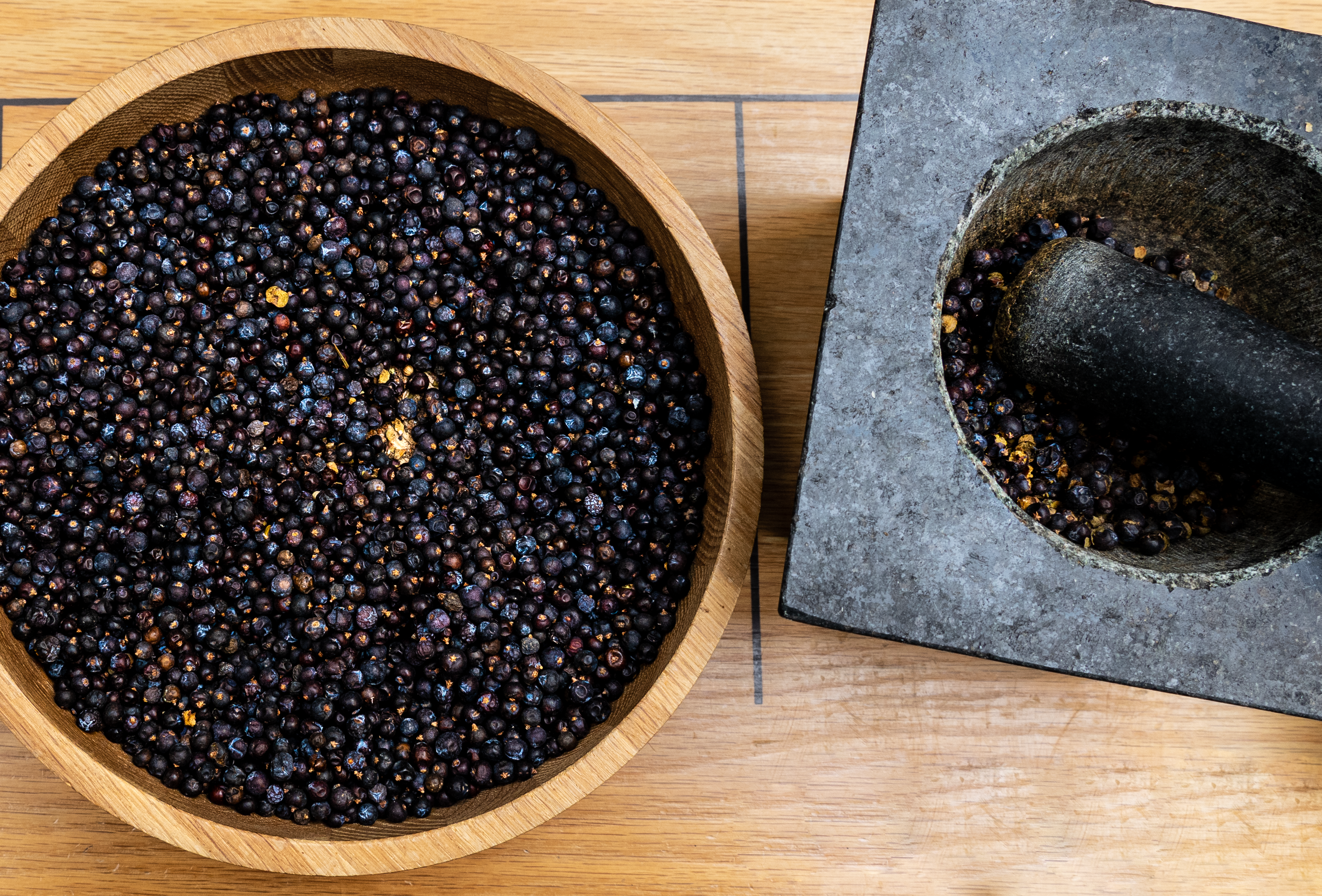 Gin and Its Botanicals
